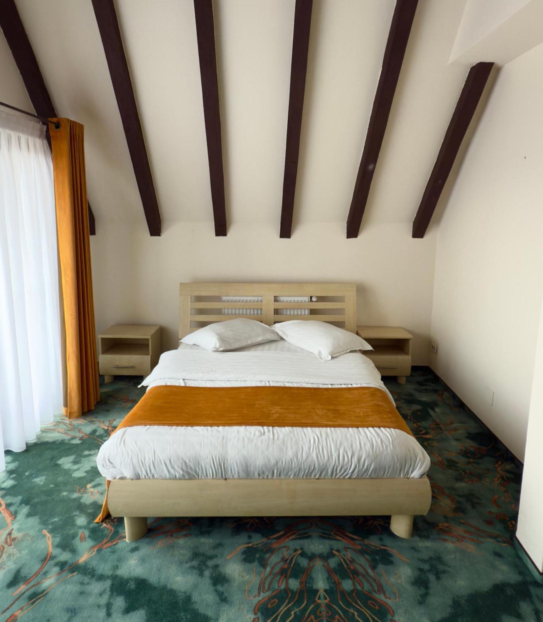 Green Garden Resort Odobesti Extérieur photo